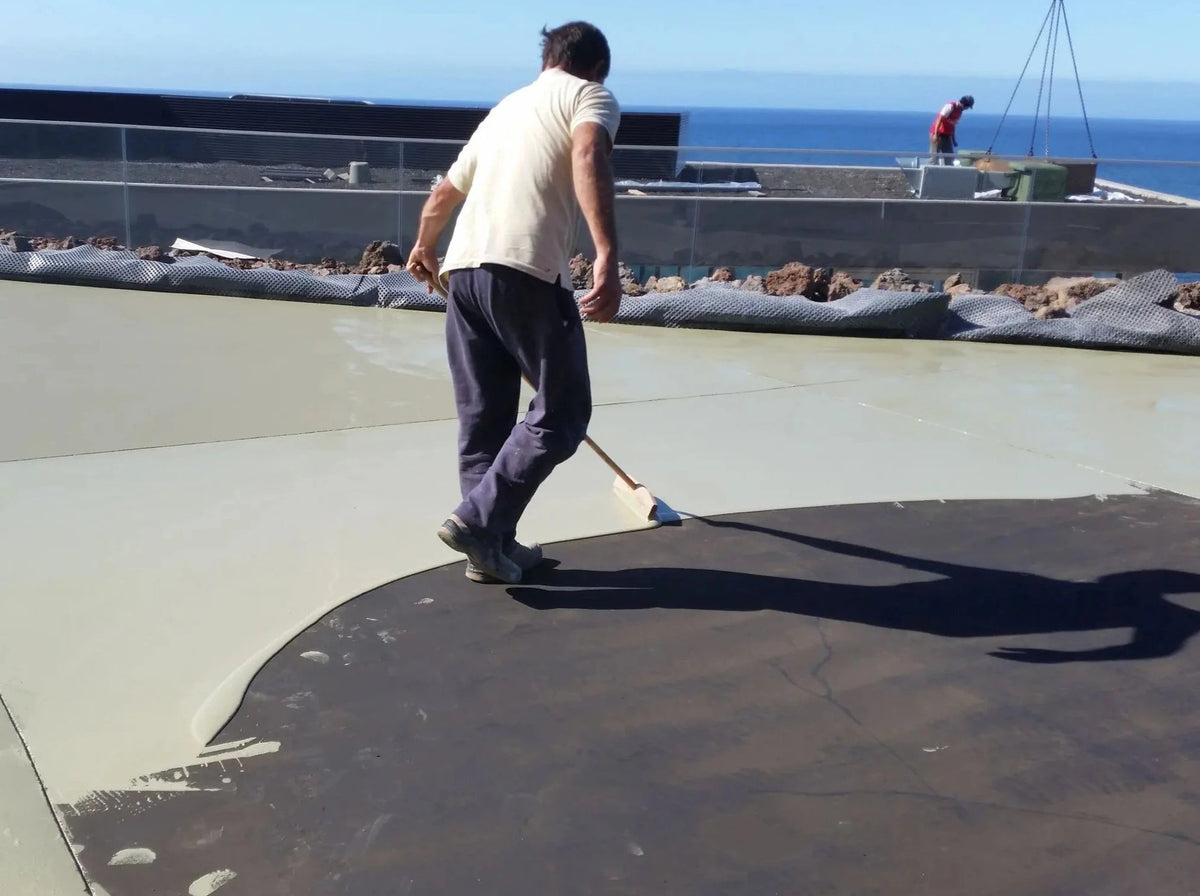 Acriflex Rapido -being applied on an outdoor terrace in a high humidity, high salt environment